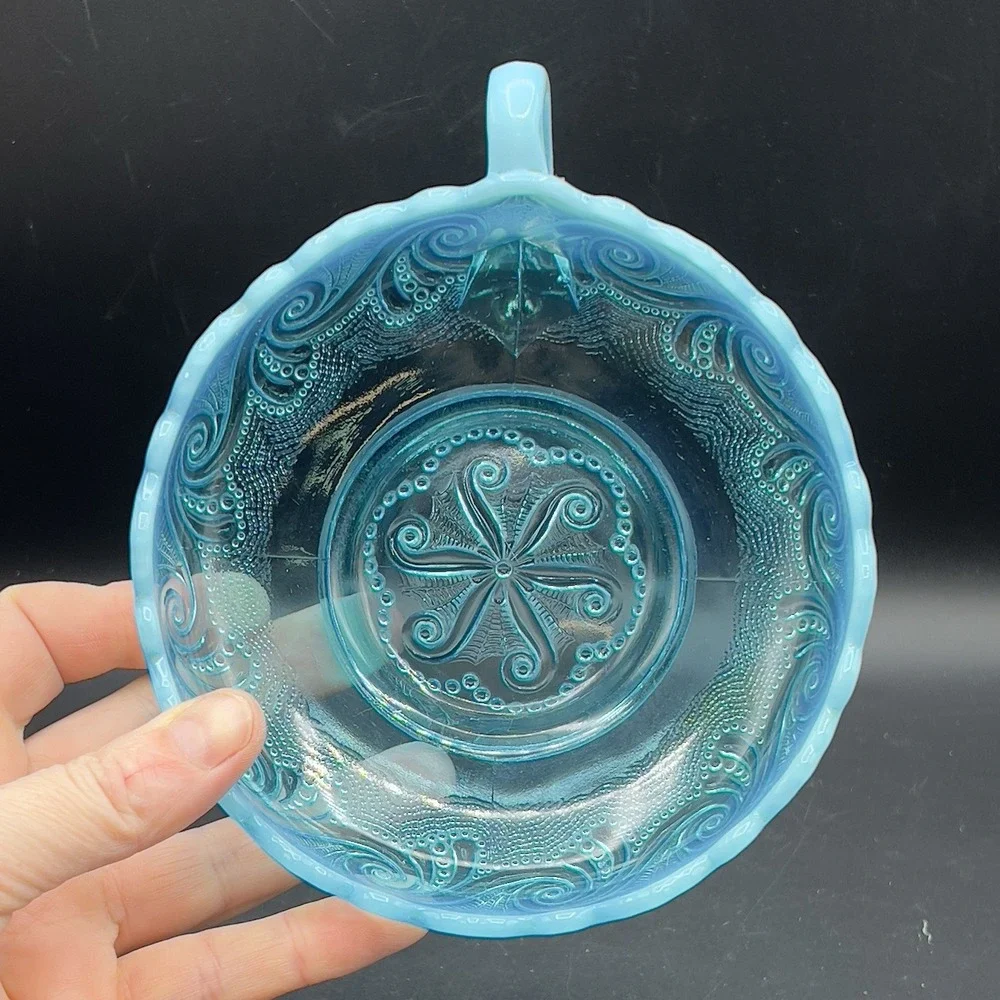 Antique Jefferson Glass Opalescent Blue Sea Spray Nappy Candy Dish w‎ Handle 6